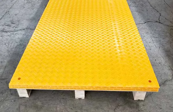 HDPE slope — plate 04